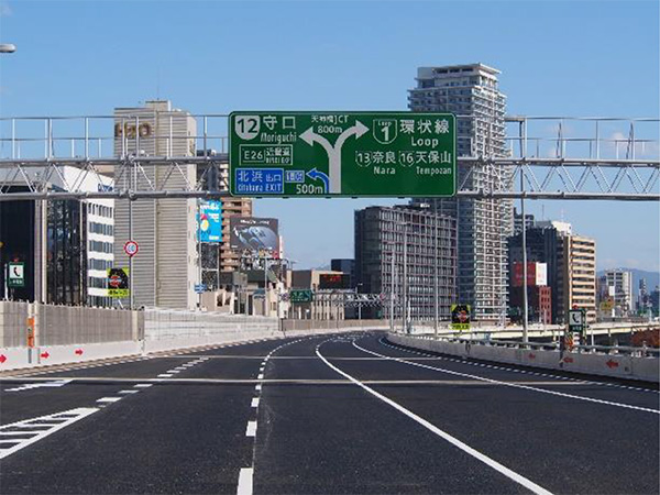 もっと走りやすく 阪神高速道路株式会社 ドライバーズサイト